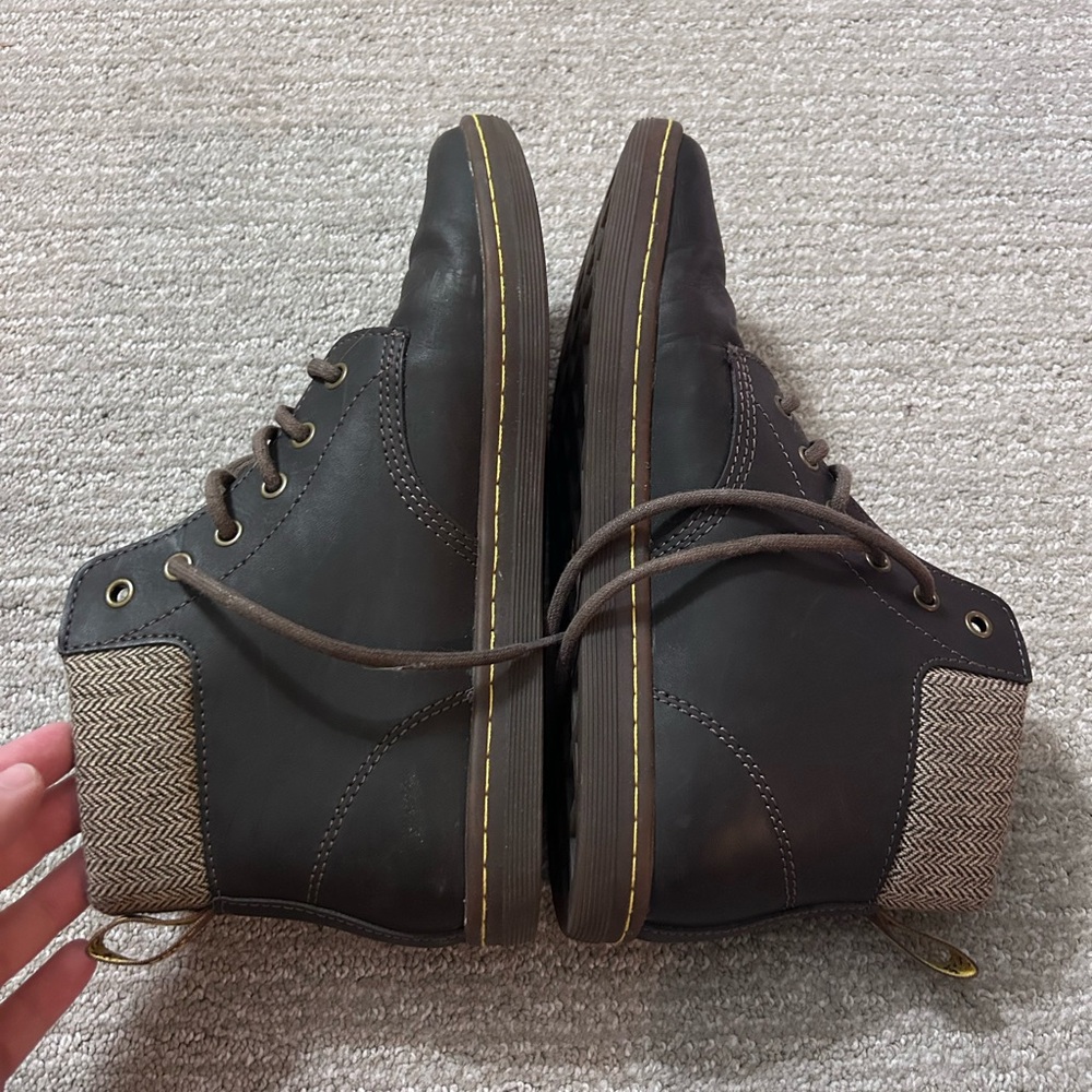 Dr. Martens Maelly Padded Collar in Dark Brown sz. 10 Womens